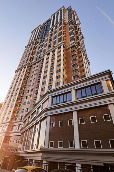Royal Tower Residence Big Vip Apartment In Center Floor 27 Kyiv Exterior foto