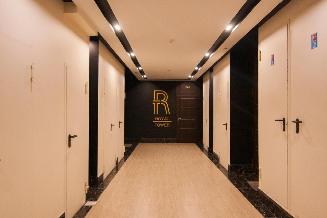 Royal Tower Residence Big Vip Apartment In Center Floor 27 Kyiv Exterior foto