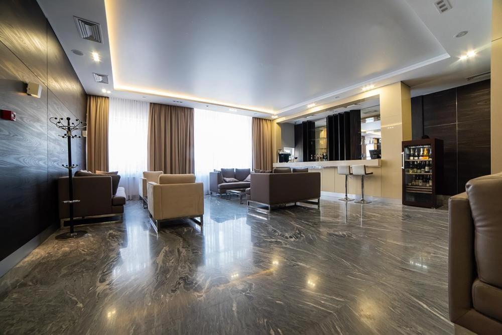 Royal Tower Residence Big Vip Apartment In Center Floor 27 Kyiv Exterior foto
