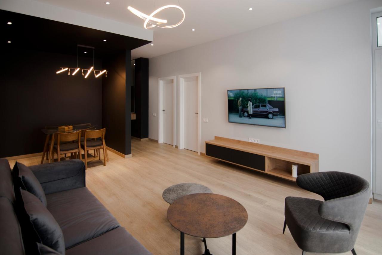 Royal Tower Residence Big Vip Apartment In Center Floor 27 Kyiv Exterior foto