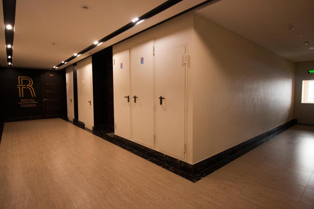 Royal Tower Residence Big Vip Apartment In Center Floor 27 Kyiv Exterior foto